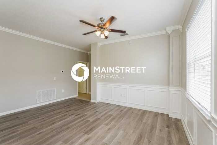 15472 Long Cypress Dr - Photo 4 of 16