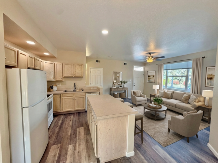 2035 Grays Peak Dr #104