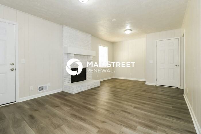 2255 Kings Forest Dr Se - Photo 5 of 18