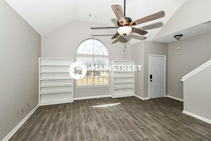 8672 Overcup Oaks Dr - Photo 6 of 18