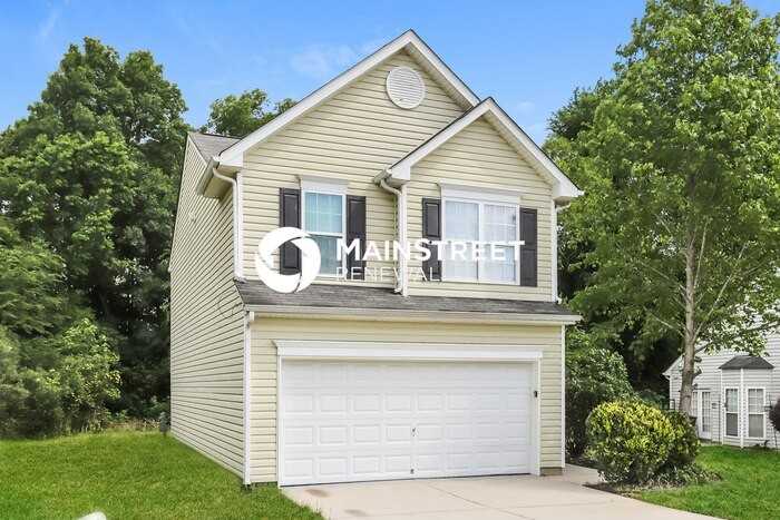 1032 Quinlan Dr - Photo 5 of 18