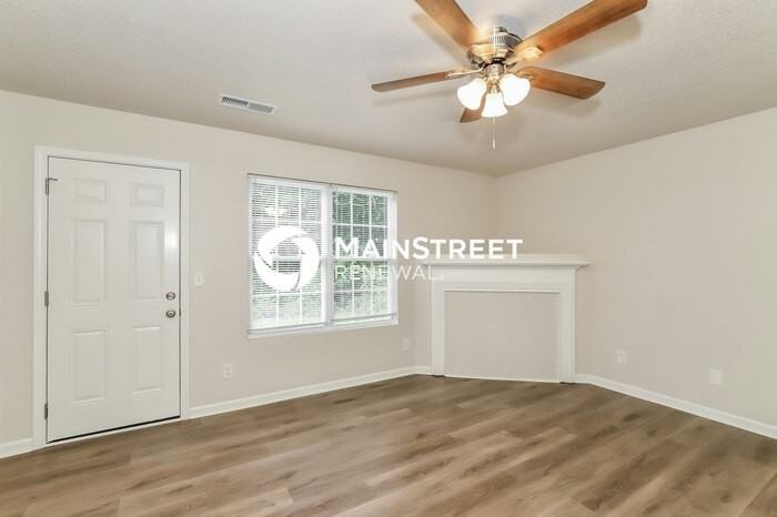 1032 Quinlan Dr - Photo 6 of 18