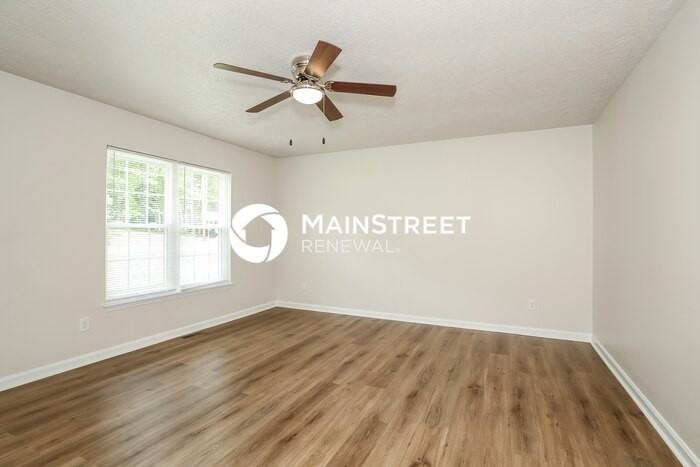 821 Dogwood Cir - Photo 7 of 17