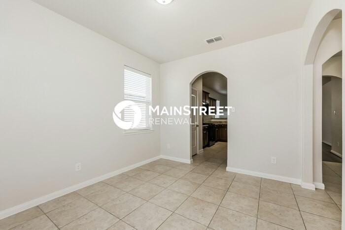 9225 Lone Cypress Dr - Photo 7 of 17