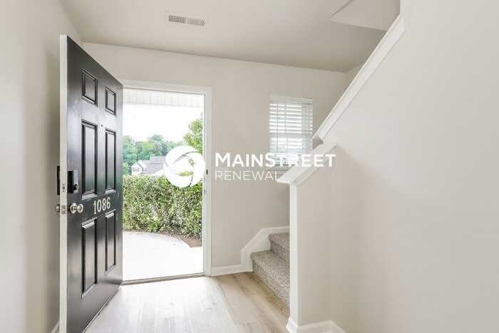 1086 Aster Way - Photo 4 of 18