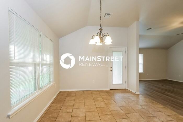 1338 Selborne Pl - Photo 5 of 17