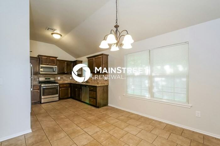 1338 Selborne Pl - Photo 6 of 17