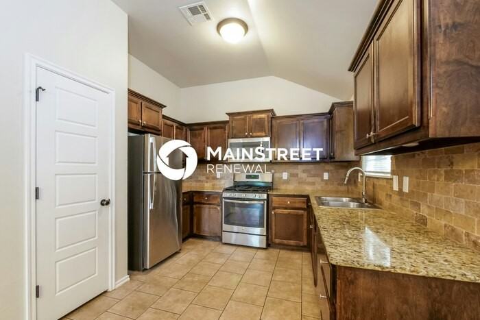 1338 Selborne Pl - Photo 7 of 17