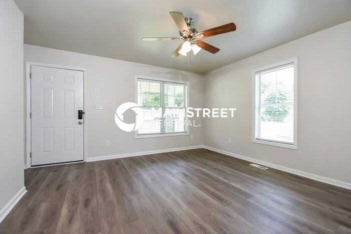 2834 Edwards St - Photo 5 of 17