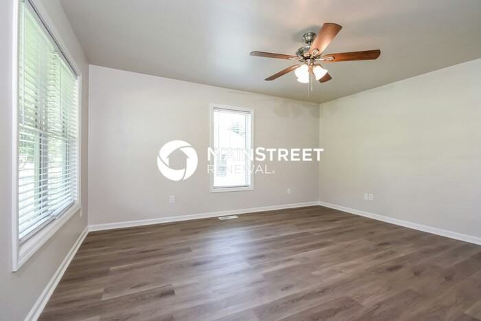 2834 Edwards St - Photo 6 of 17