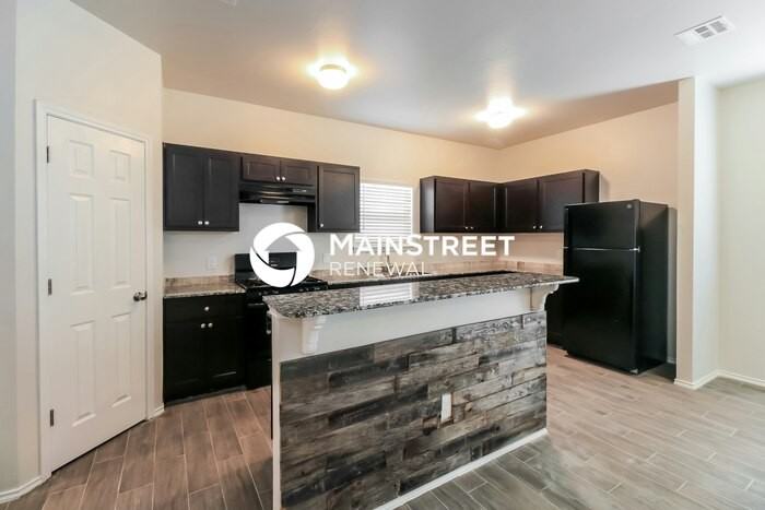 909 N Donald Way - Photo 7 of 17