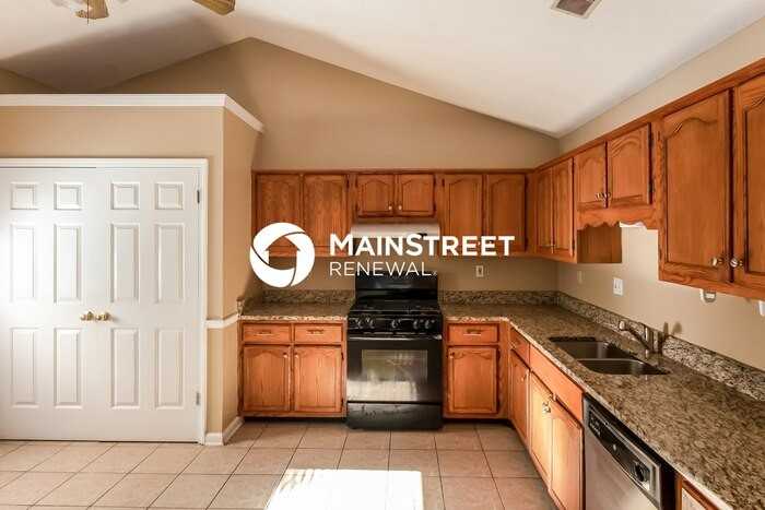 7154 Brandee Dr - Photo 6 of 16