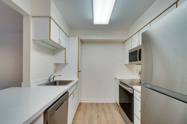 100 Rosemary Way #104 - Photo 5 of 17