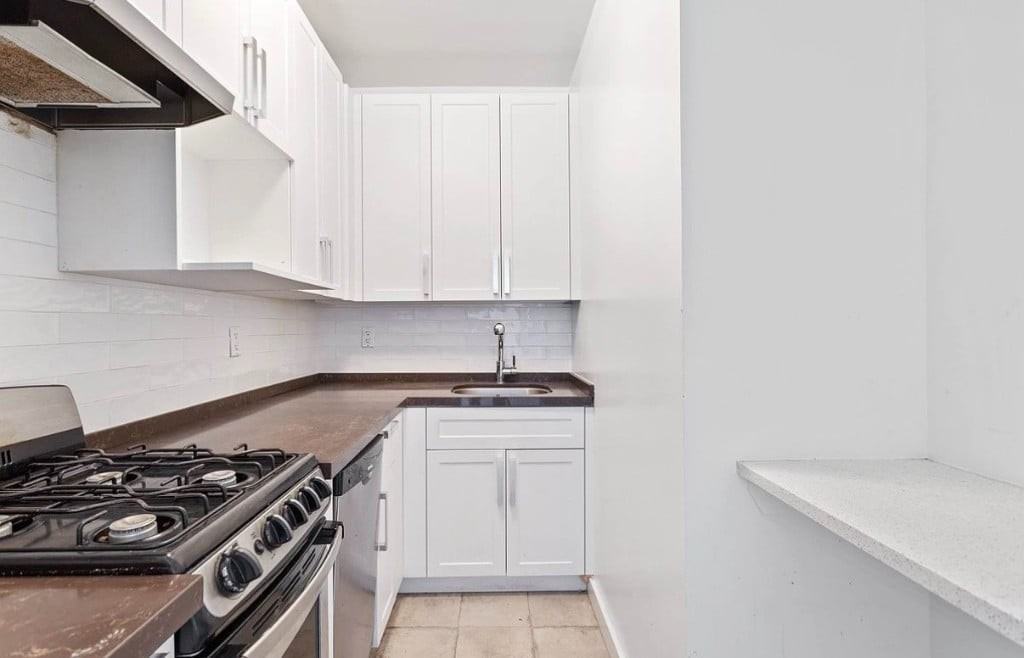 Fulton St #10D - Photo 3 of 5