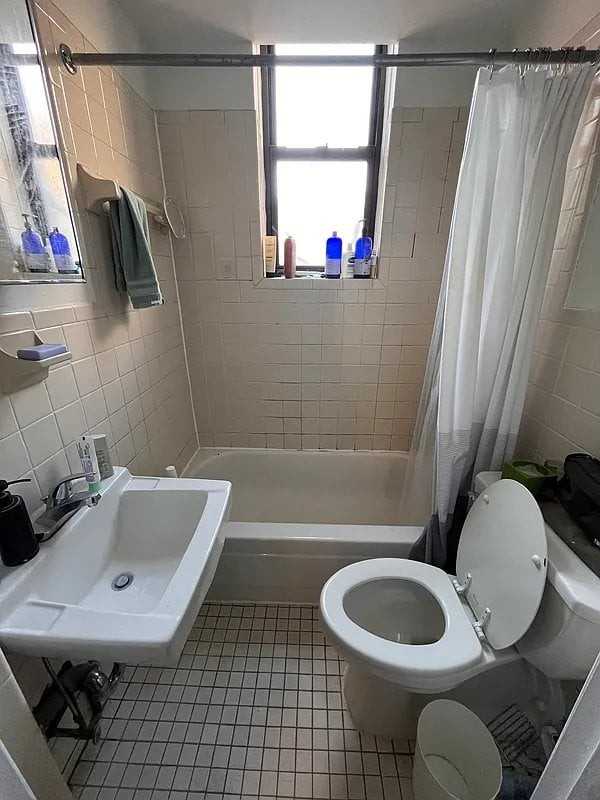 230 E 83rd St #5RE - Photo 4 of 4