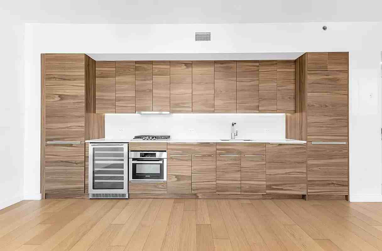 171 Suffolk St #PH1B - Photo 2 of 12