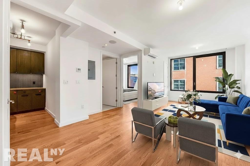 Melrose St #515 - Photo 4 of 6