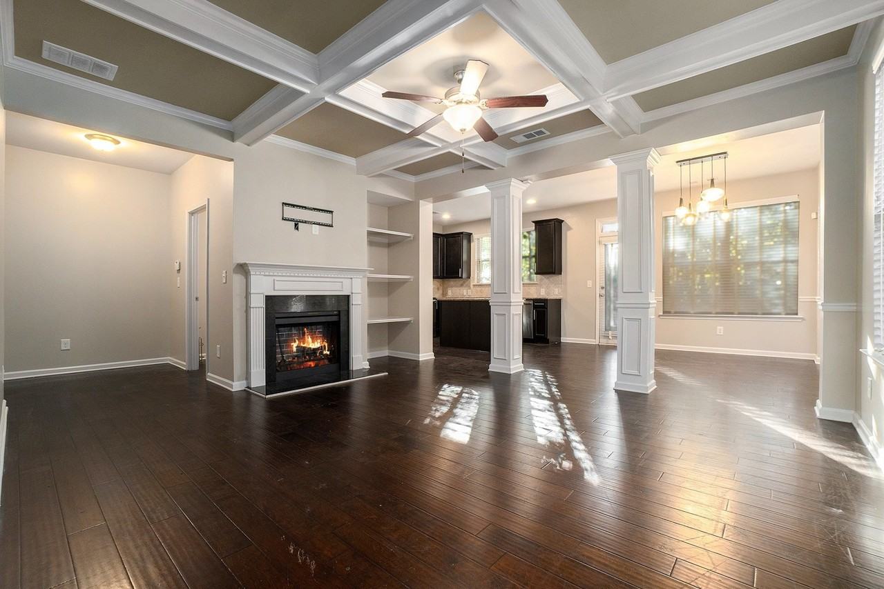 3989 Princeton Lakes Pass Sw #1 - Photo 3 of 8