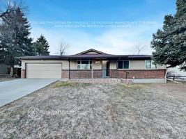 featured image of 7113 W Hinsdale Dr