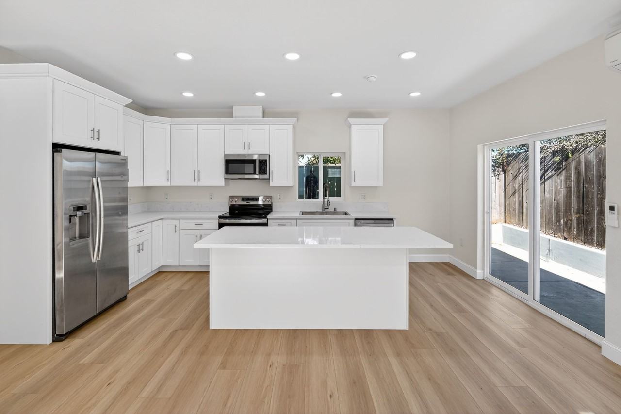 8090 Flanders Dr #1 - Photo 3 of 30