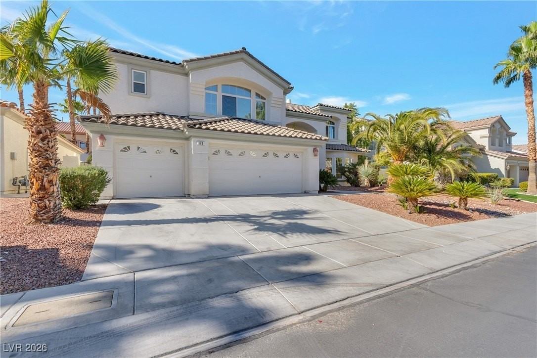 63 Cascade Lake St - Photo 5 of 47