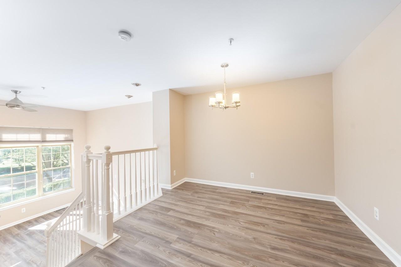 695 River Park Village Blvd - Photo 6 of 23