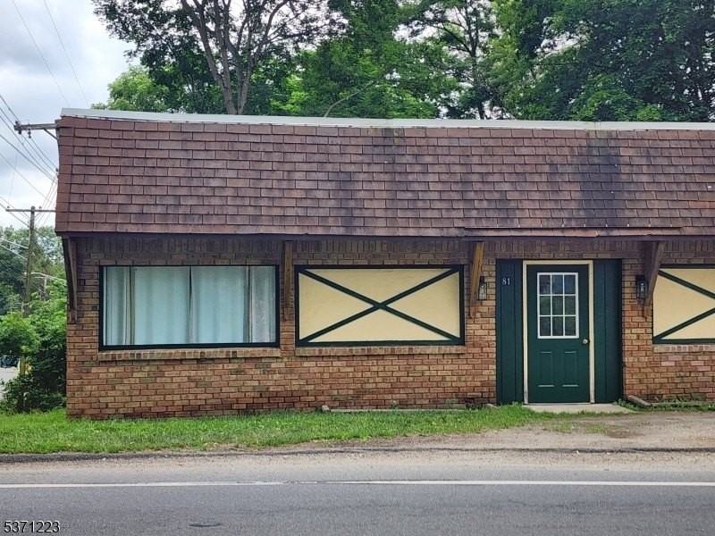 81 Church St - Photo 7 of 27