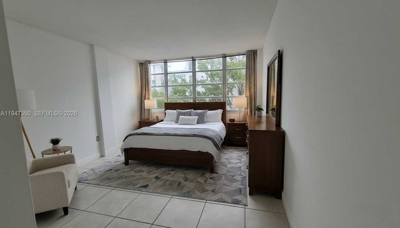 2016 Bay Dr #405 - Photo 3 of 49