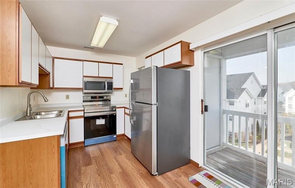 16530 Victoria Crossing Dr #L - Photo 6 of 13