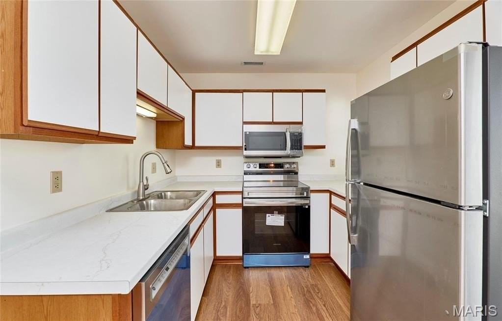 16530 Victoria Crossing Dr #L - Photo 7 of 13