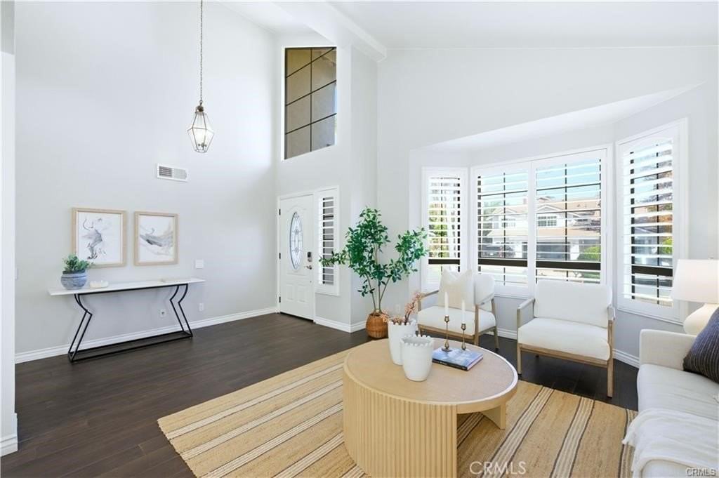 26262 Hesby Way - Photo 4 of 21