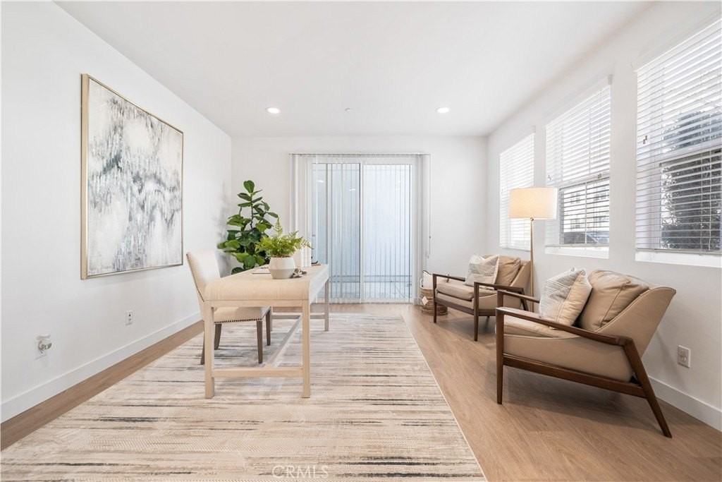 11016 Getaway Dr - Photo 4 of 49