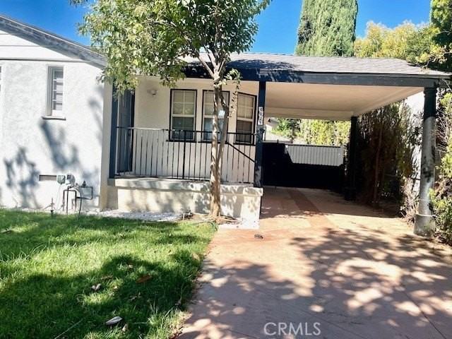 4921 Enfield Ave - Photo 2 of 19