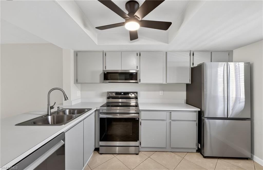 144 Cypress Way E Unit 701 #701 - Photo 4 of 36