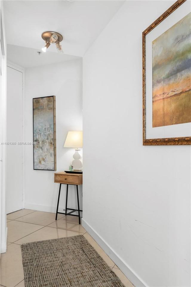 1111 Southwest 1st Avenue - Photo 3 of 18