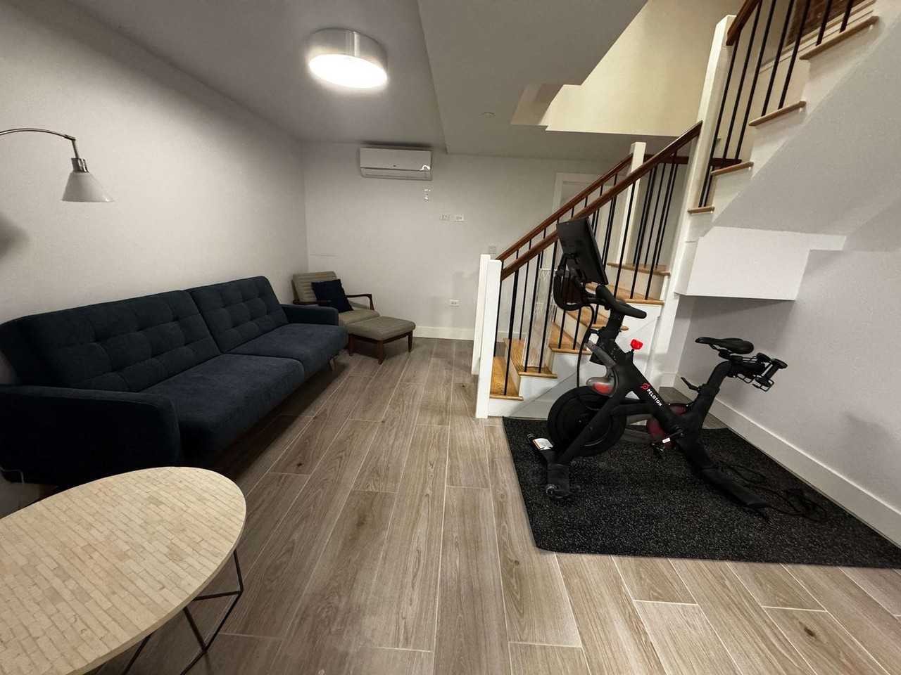 235 W 139th St #1390019P - Photo 3 of 19