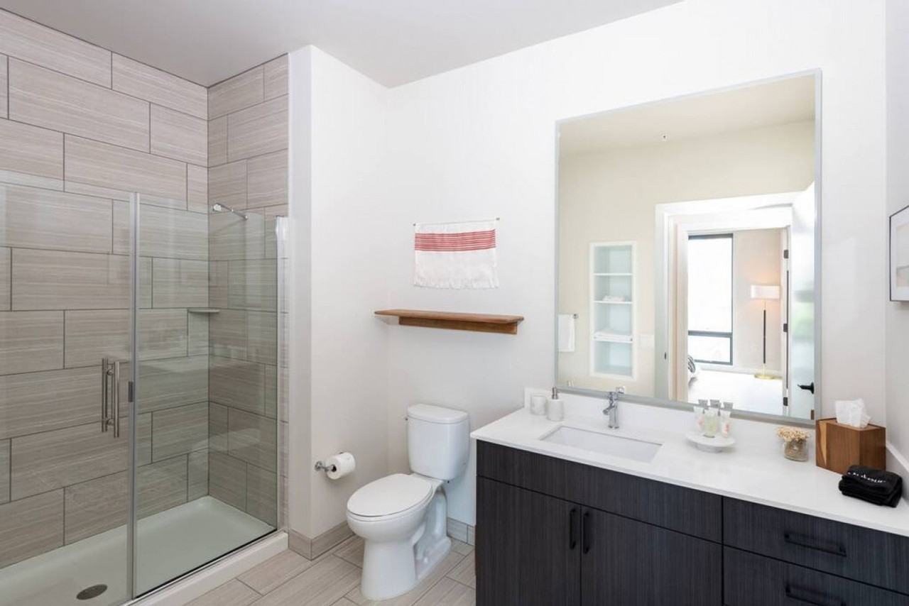 1632 N Franklin Pl #1379006P - Photo 6 of 17