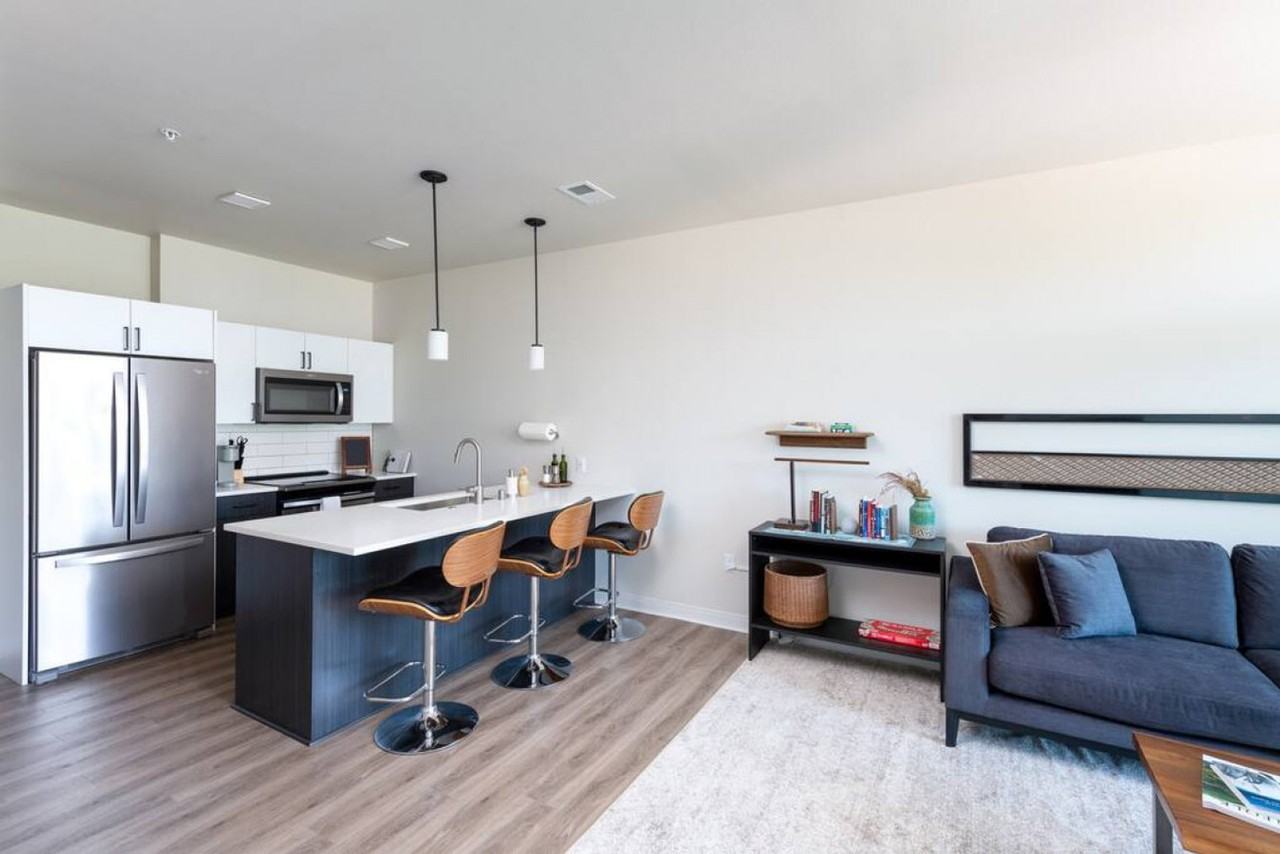 1632 N Franklin Pl #1379006P - Photo 7 of 17