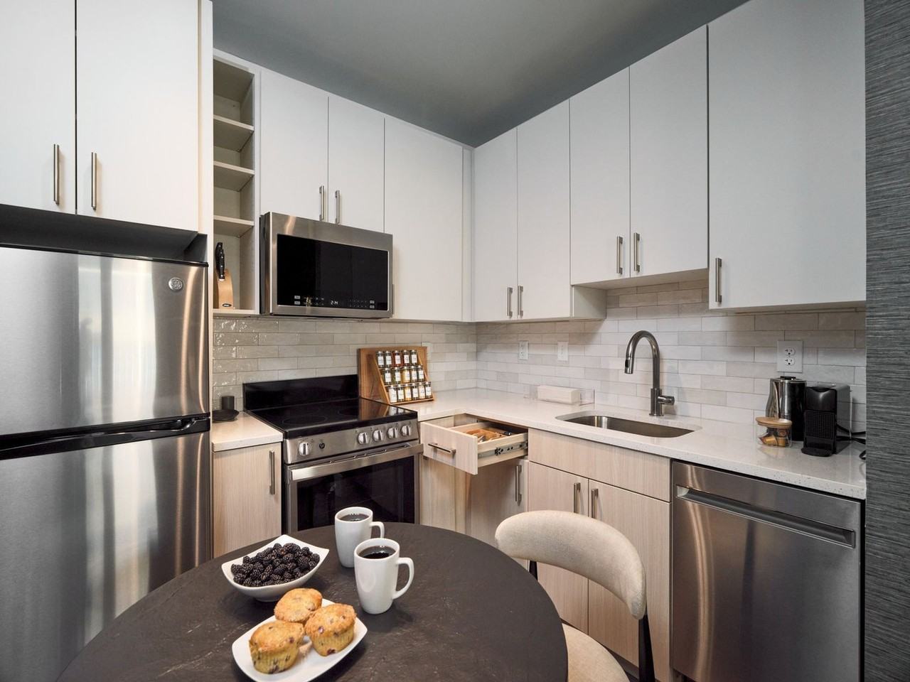 1301 Callowhill St #1383007P - Photo 4 of 41