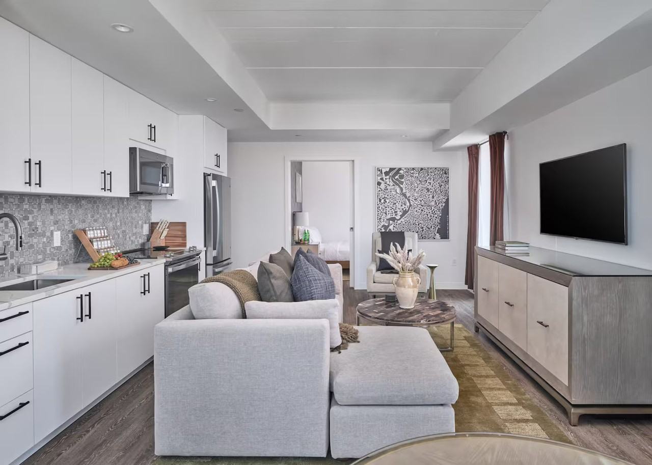 200 Spring Garden St #1383003P - Photo 3 of 47