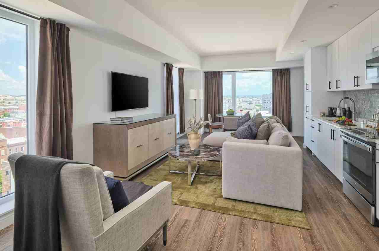 200 Spring Garden St #1383003P - Photo 5 of 47