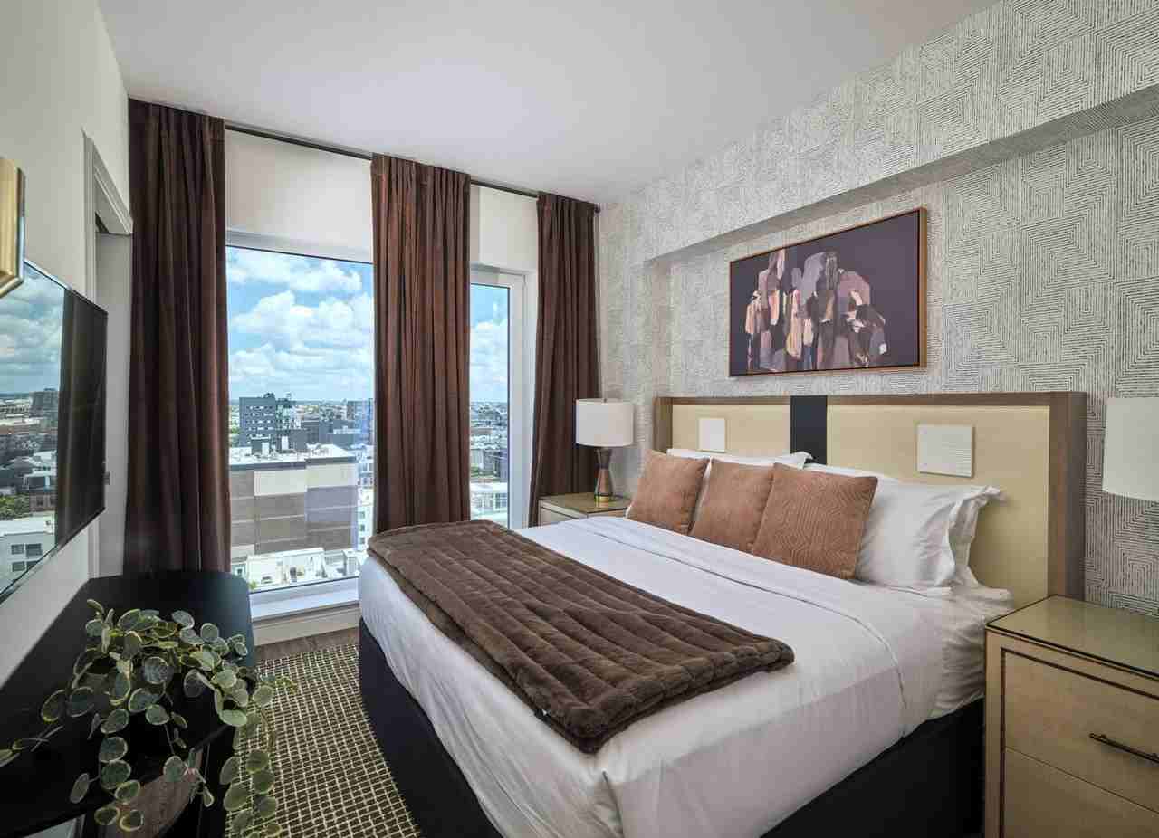 200 Spring Garden St #1383003P - Photo 7 of 47