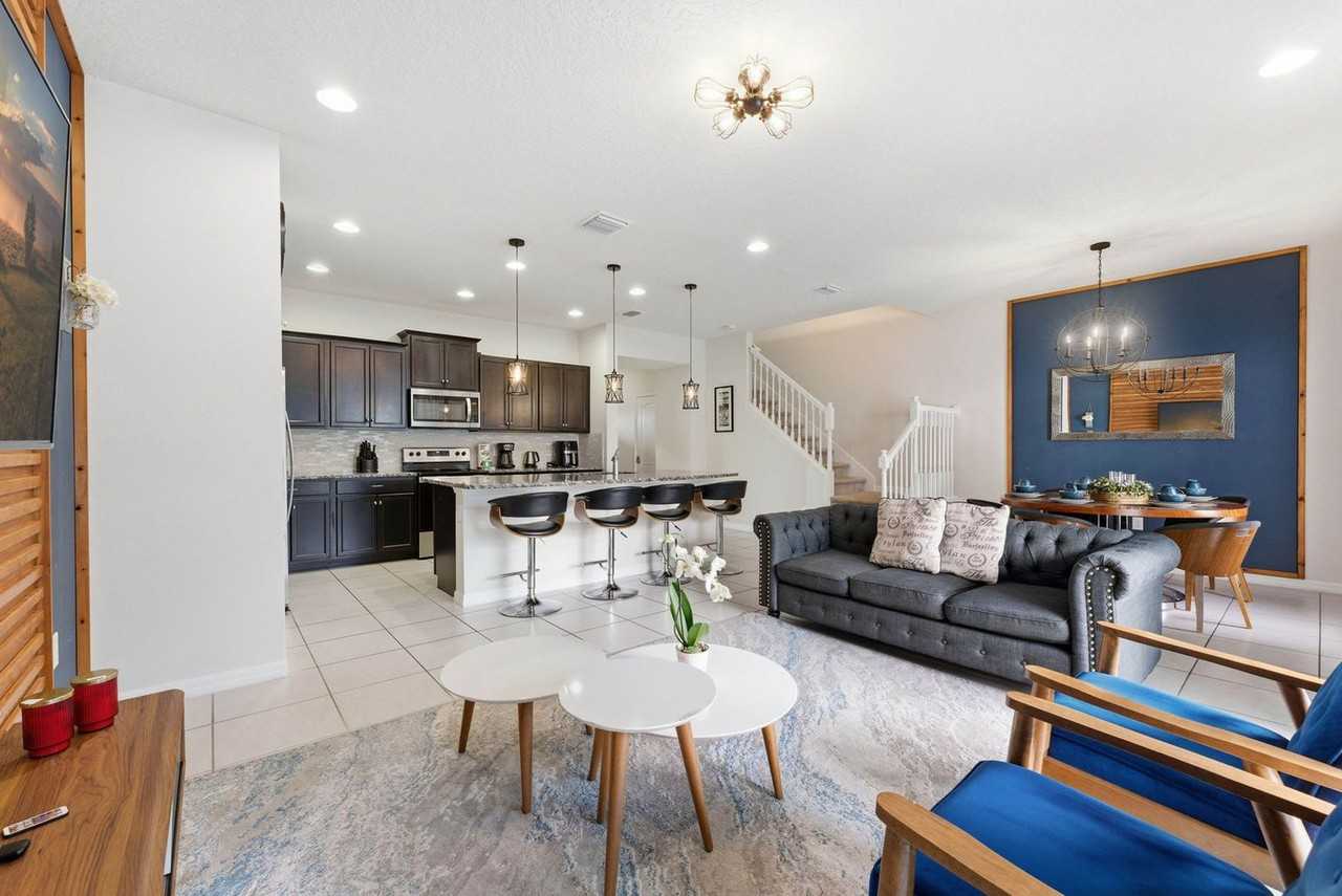 2440 Dubai St #1389239P - Photo 5 of 50