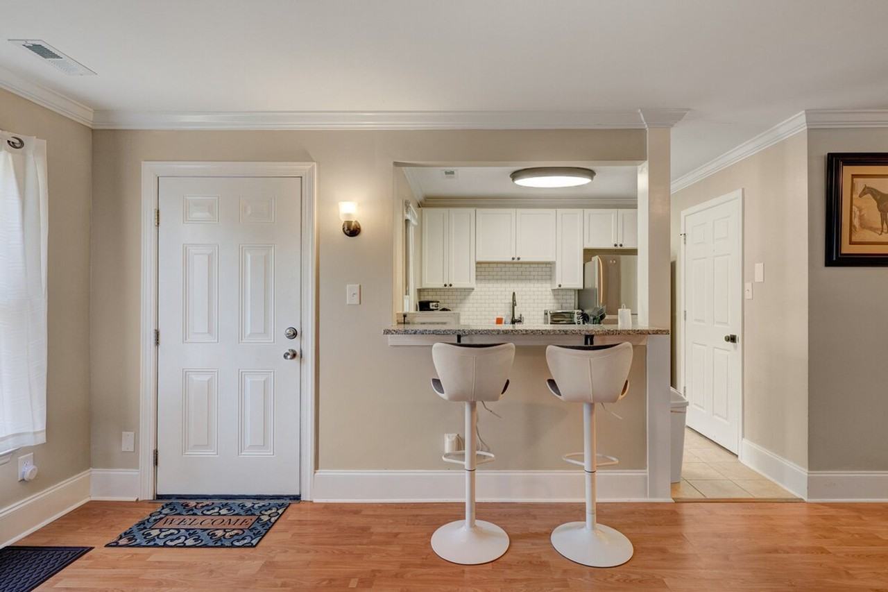 2225 Summit St #1388438P - Photo 7 of 17