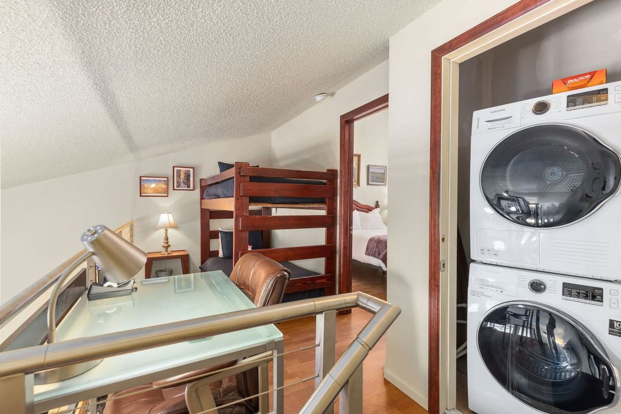 600 S Park Ave #1387664P - Photo 7 of 26