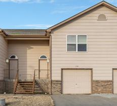 1104 Country Club Ln - Photo 1 of 1