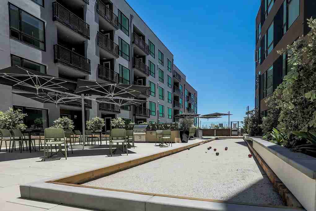 Artizan - Photo 3 of 39