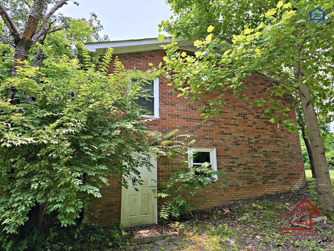 54 Big Springs Cir - Photo 2 of 16