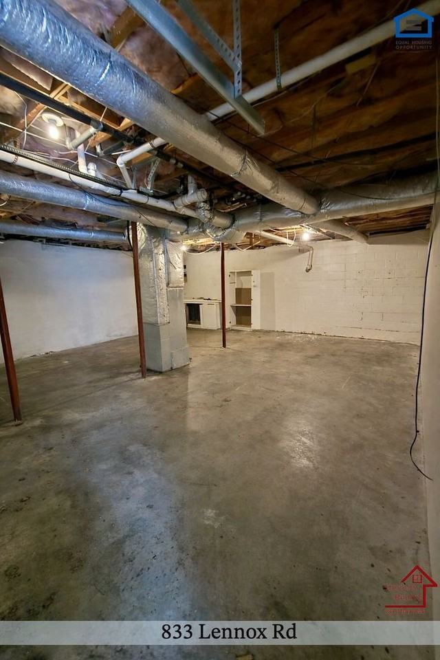 833 Lennox Rd - Photo 4 of 32