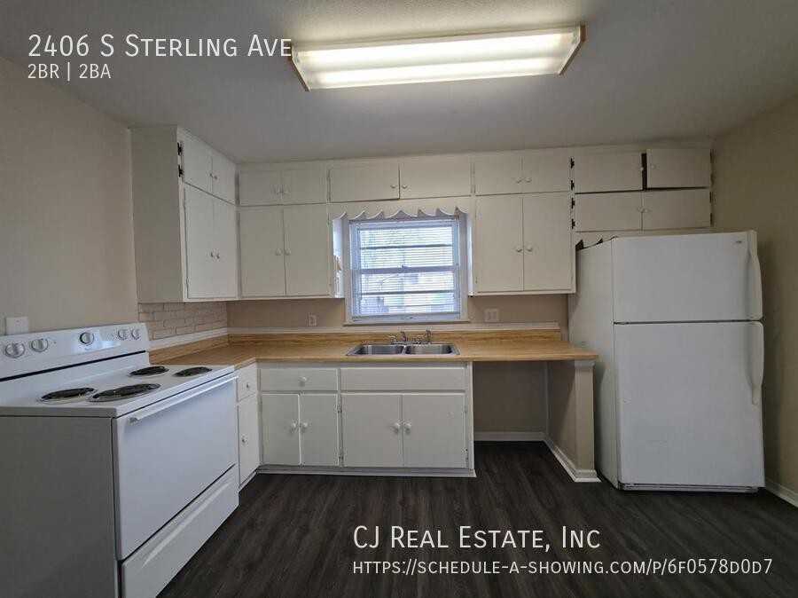 2406 S Sterling Ave - Photo 6 of 11